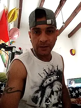 yoahotpetrafiery online show from April 9, 10:42 am