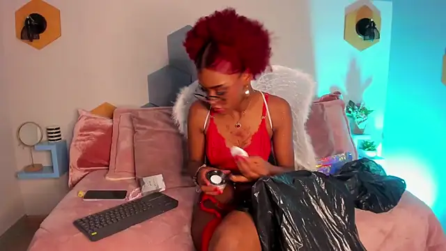 Snapshot of Afrodita_sweeet chatting on February 27, 9:26 pm Afrodita sweeet online show from February 27, 9:26 pm