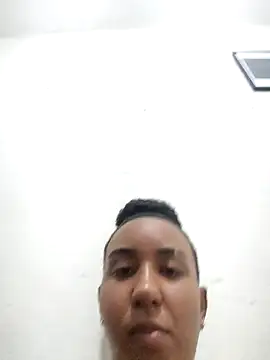 Snapshot of santosss__19 chatting on February 27, 2:55 am santosss 19 online show from February 27, 2:55 am