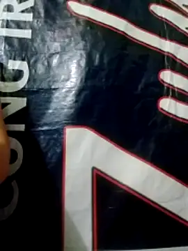 Snapshot of YIYI-502 chatting on March 4, 2:12 pm YIYI-502 online show from March 4, 2:12 pm