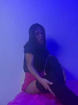 Jade 66 online show from February 12, 6:30 am