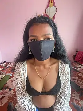 Snapshot of hot_kimaya chatting on June 24, 8:35 am hot kimaya online show from June 24, 8:35 am