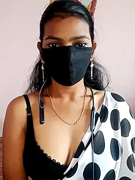 Snapshot of hot_kimaya chatting on July 2, 8:31 am hot kimaya online show from July 2, 8:31 am