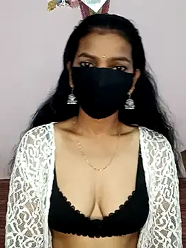 Snapshot of hot_kimaya chatting on July 4, 1:06 pm hot kimaya online show from July 4, 1:06 pm