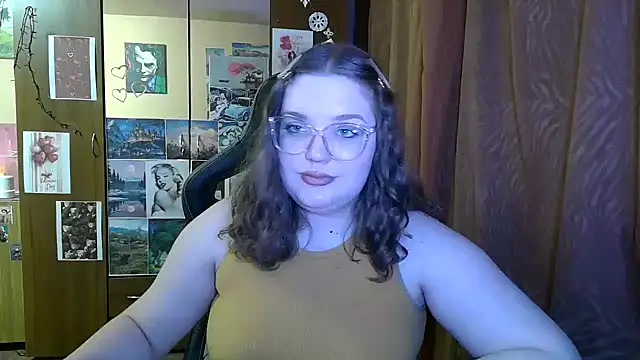 Teasing Dora online show from February 19, 6:59 pm