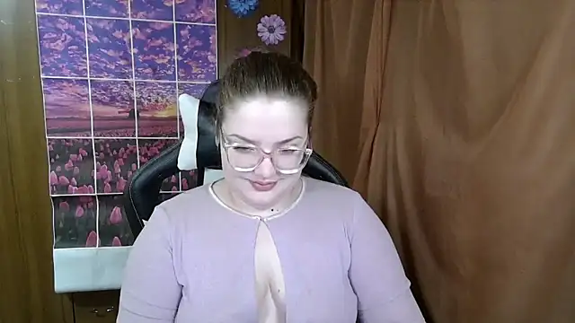 Snapshot of Teasing_Dora chatting on May 25, 10:05 pm Teasing Dora online show from May 25, 10:05 pm