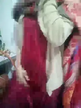 Snapshot of khushi_rawat chatting on February 1, 2:10 am khushi rawat online show from February 1, 2:10 am