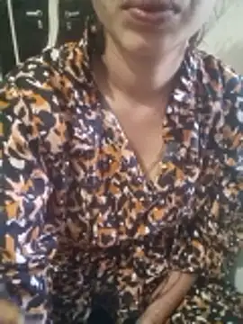 Snapshot of khushi_rawat chatting on February 15, 1:57 am khushi rawat online show from February 15, 1:57 am