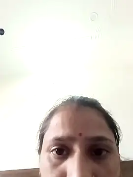 Snapshot of khushi_rawat chatting on March 2, 5:30 am khushi rawat online show from March 2, 5:30 am