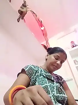 Snapshot of punamji_sexe chatting on June 6, 1:54 am punamji sexe online show from June 6, 1:54 am