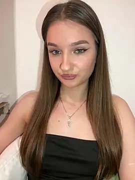 Snapshot of Green_eyes_lady chatting on February 22, 5:22 pm Green eyes lady online show from February 22, 5:22 pm