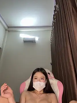 Snapshot of wang1472581 chatting on March 3, 9:15 am wang1472581 online show from March 3, 9:15 am