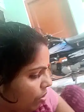 Snapshot of Priyakoli4568 chatting on February 23, 4:54 am Priyakoli4568 online show from February 23, 4:54 am