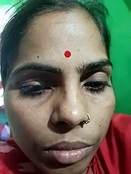 Snapshot of Priyakoli4568 chatting on April 21, 5:58 am Priyakoli4568 online show from April 21, 5:58 am
