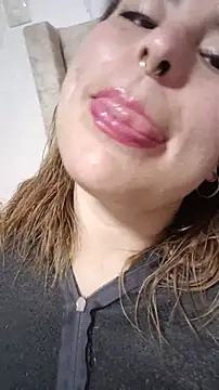 Kennya Rodriguez online show from April 16, 4:02 am