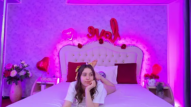 DreamyRosie online show from February 11, 12:54 pm