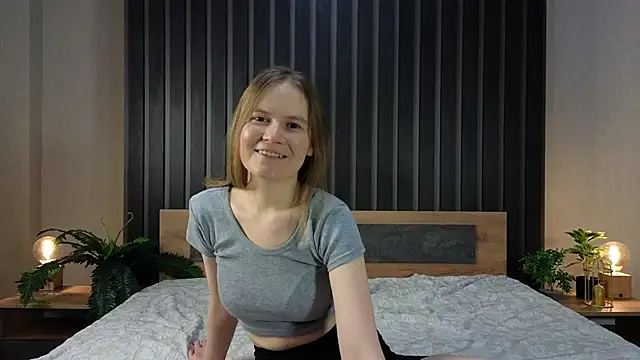 CleliaRostek online show from February 12, 9:37 am