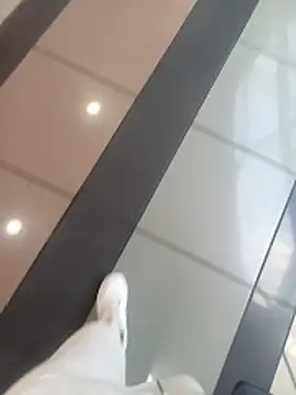 andresj22hot online show from April 8, 6:30 pm