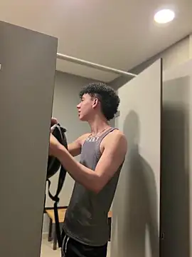 yoursexyjose online show from May 30, 7:11 pm