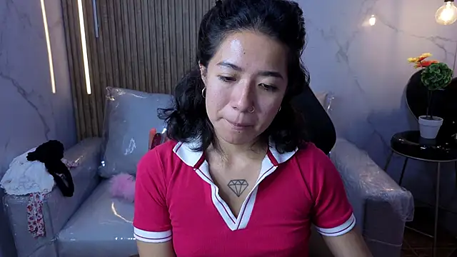 Lynn turner online show from March 27, 1:00 pm