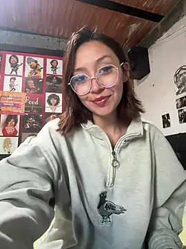 Snapshot of Charlotte_Mason chatting on February 9, 11:25 am Charlotte Mason online show from February 9, 11:25 am