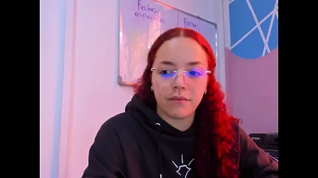 Snapshot of Miss_Dior2 chatting on February 18, 3:30 pm Miss Dior2 online show from February 18, 3:30 pm