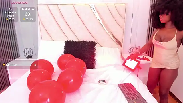 Snapshot of Sotf_Charlotte chatting on February 14, 7:21 pm Sotf Charlotte online show from February 14, 7:21 pm