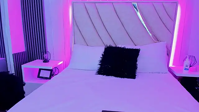 Snapshot of Sotf_Charlotte chatting on February 26, 7:35 pm Sotf Charlotte online show from February 26, 7:35 pm