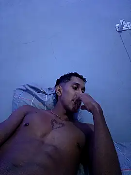 Snapshot of TheBlackJoseh chatting on February 2, 3:27 am TheBlackJoseh online show from February 2, 3:27 am