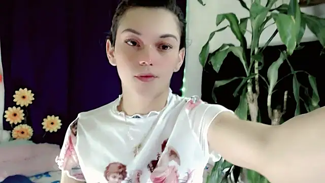 Snapshot of NathalialLooes chatting on July 11, 12:57 am NathalialLooes online show from July 11, 12:57 am