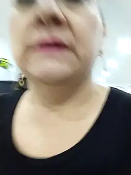 Snapshot of JULIETA_21- chatting on February 11, 11:59 am JULIETA 21- online show from February 11, 11:59 am