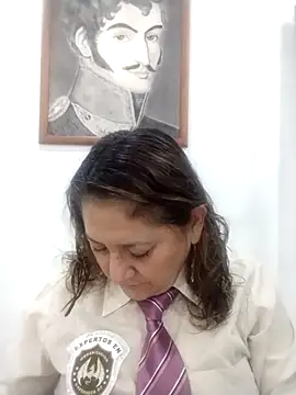 Snapshot of JULIETA_21- chatting on February 17, 12:01 pm JULIETA 21- online show from February 17, 12:01 pm