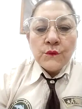 Snapshot of JULIETA_21- chatting on February 25, 12:04 pm JULIETA 21- online show from February 25, 12:04 pm