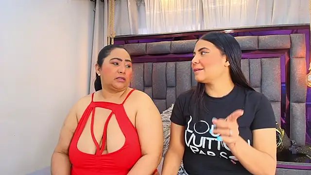 Karina Mendoza online show from April 19, 12:04 pm