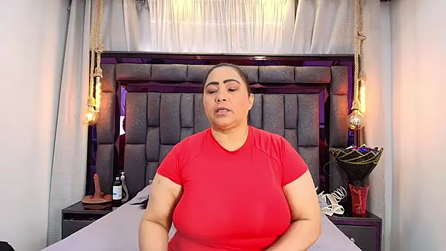 Snapshot of Karina_Mendoza chatting on May 1, 11:59 am Karina Mendoza online show from May 1, 11:59 am