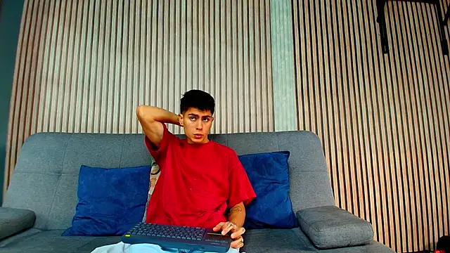 Aron pulse online show from March 6, 1:18 pm