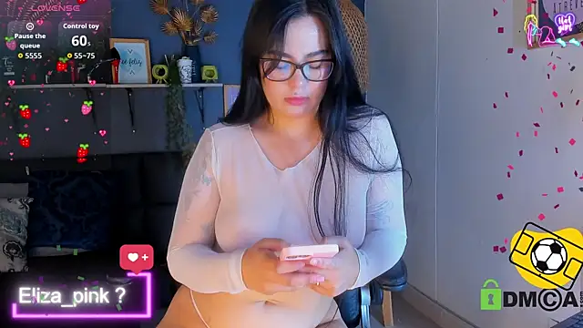 Snapshot of eliza_pink24 chatting on June 22, 6:38 pm eliza pink24 online show from June 22, 6:38 pm