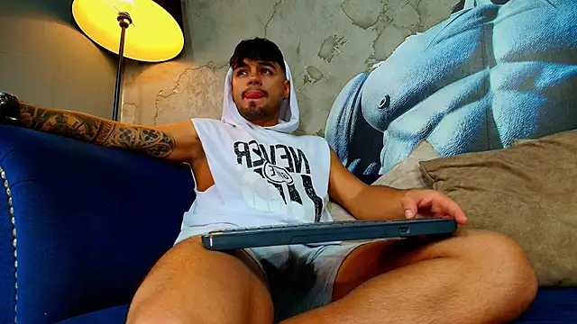 Snapshot of DaveParker_ chatting on February 4, 12:55 pm DaveParker online show from February 4, 12:55 pm