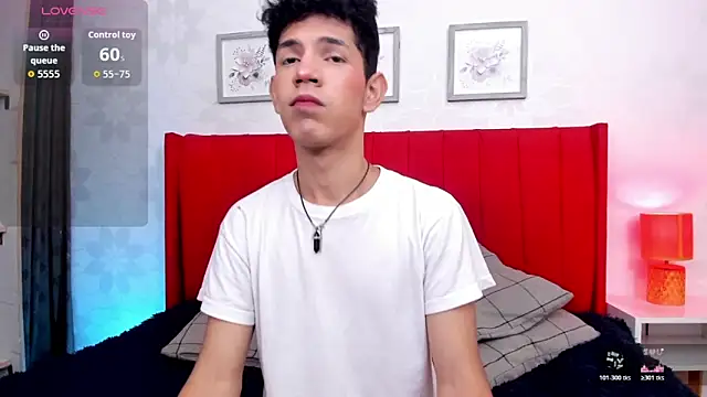 arlequiin  online show from February 28, 7:37 pm