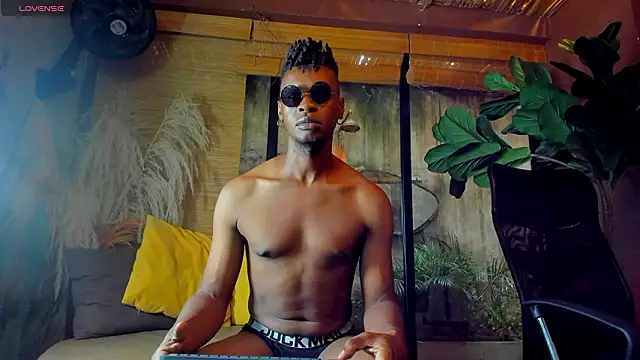 CrissCollins online show from February 2, 8:40 pm