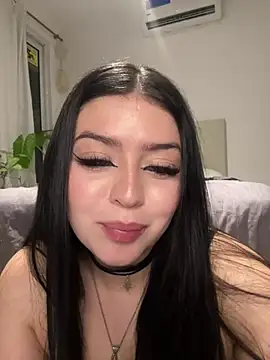 Snapshot of lolaaculaa chatting on February 11, 4:50 am lolaaculaa online show from February 11, 4:50 am