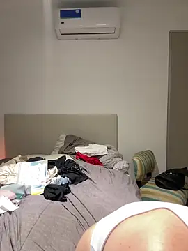 Snapshot of lolaaculaa chatting on February 12, 1:55 am lolaaculaa online show from February 12, 1:55 am