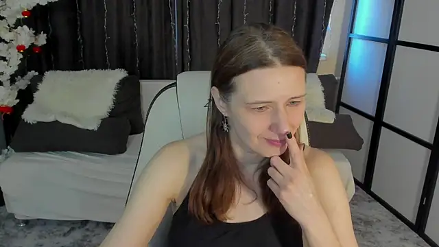 Kathrine Meyer online show from April 7, 2:12 am