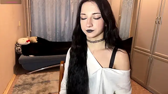 Snapshot of UrBabeLuna chatting on February 21, 3:57 pm UrBabeLuna online show from February 21, 3:57 pm