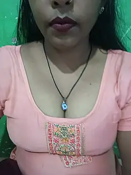 Snapshot of Parul-009 chatting on June 25, 6:07 am Parul-009 online show from June 25, 6:07 am