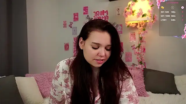 Snapshot of ManyMercuri chatting on February 20, 2:06 pm ManyMercuri online show from February 20, 2:06 pm