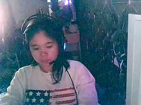 Snapshot of Angel_lust69 chatting on March 11, 4:51 am Angel lust69 online show from March 11, 4:51 am