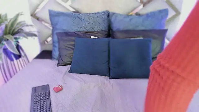 daniela sps online show from February 27, 7:03 pm