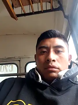 Snapshot of asperezas chatting on February 24, 1:20 pm asperezas online show from February 24, 1:20 pm