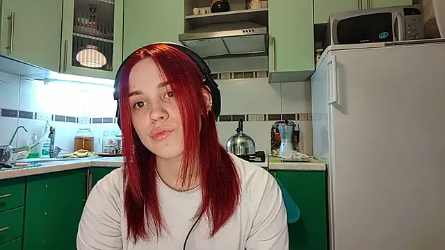 CalandraRolon online show from February 17, 4:24 pm